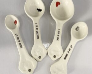 ceramic love sentiments measuring spoon set