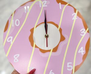 3d doughnut design clock with cream drip