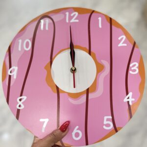 3D doughnut clock with brown drip